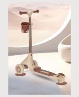 Дитячий триколісний складаний самокат Maraton M7-9 з кошиком, дека і колеса, що світиться, шоколад