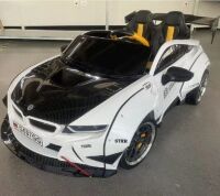 Дитячий двомісний електромобіль M 5820EBLR-1(24V) BMW шкіряне сидіння, 2 мотори 150W, MP3, білий