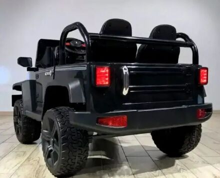 Дитячий електромобіль джип CH938C чорний MP3, SD слот, USB повний привід 4X4