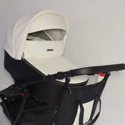 Універсальна Всесезонна Дитяча коляска Трансформер 2в1 BOSTON з Люлькою і підсклянником. Еко Шкіра Біла