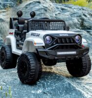 Дитячий електромобіль Джип M 5836EBLR-1 машина на 4 мотори, акумулятор 12В, шкіряне сидіння, білий