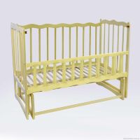 Дитяче ліжечко дерев'яна маятник з відкидним бортом "Хвиля" вільха - колір світло-коричневий Дитяче ліжечко дерев'яна маятник з відкидним бортом "Хвиля" вільха - колір світло-коричневий