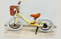 Дитячий біговел-велобіг Maraton Crussier STORY надувні колеса 16 дюймів з переднім кошиком молочний