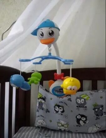 Музичний мобіль Huile Toys "Лебідь" (858)