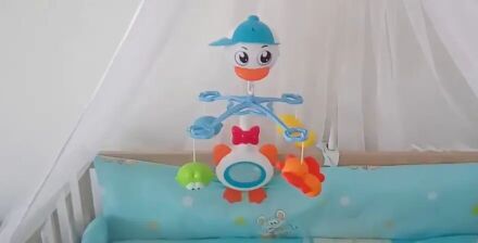 Музичний мобіль Huile Toys "Лебідь" (858)