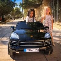 Дитячий електромобіль Porsche Cayenne YJ7192С шкіряне сидіння, 2 мотори, MP3, USB, SD-card чорний