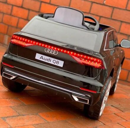 Дитячий електромобіль Джип Audi JJ2066EBLR-2 чорний **